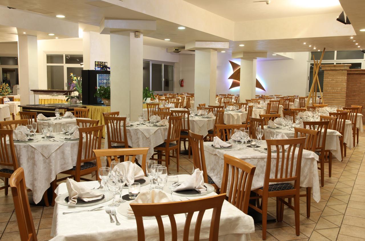 Hotel Plaza Llido Degli Estensi Eksteriør bilde