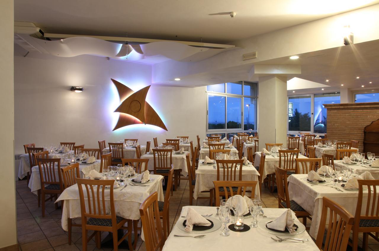 Hotel Plaza Llido Degli Estensi Eksteriør bilde