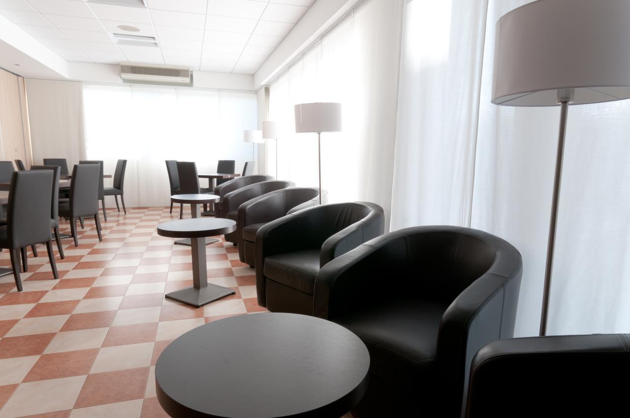 Hotel Plaza Llido Degli Estensi Eksteriør bilde