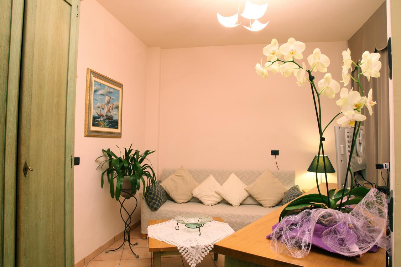 Hotel Plaza Llido Degli Estensi Eksteriør bilde